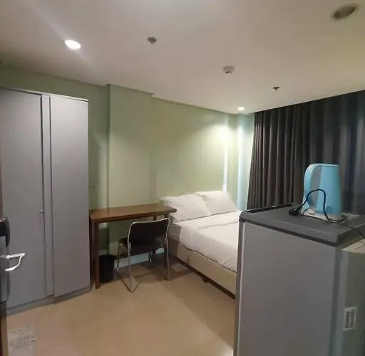 Spacious Studio Apartment B503